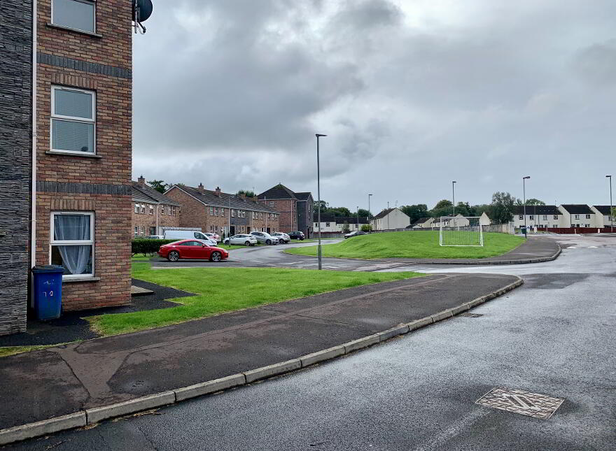 15 Niblock Oaks, Off Springfarm Road, Antrim, BT41 2DJ