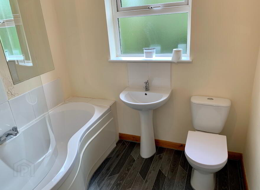 15 Niblock Oaks, Off Springfarm Road, Antrim, BT41 2DJ