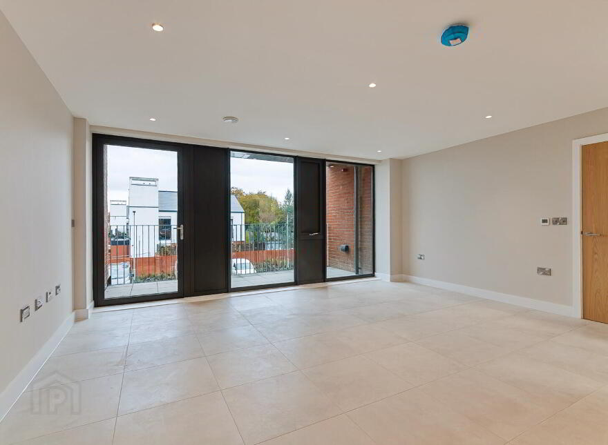 Apartment 6 10 Kings Hall Lane, Belfast, BT9 6PS