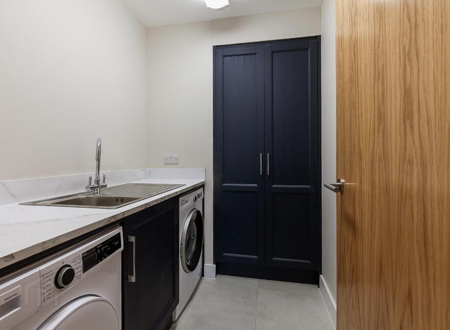 Apartment 6 10 Kings Hall Lane, Belfast, BT9 6PS