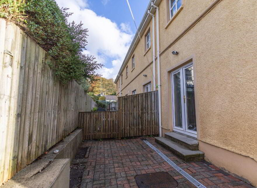 4 Greenpark Court, Rostrevor, Newry, BT34 3GS
