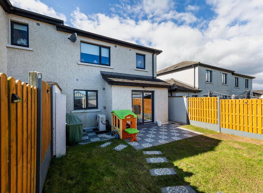 3 Manor Drive, Roxborough Manor, Wexford Town, Y35XTW4