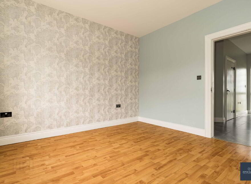 18 Corlea Road, Dungannon, BT70 2PG