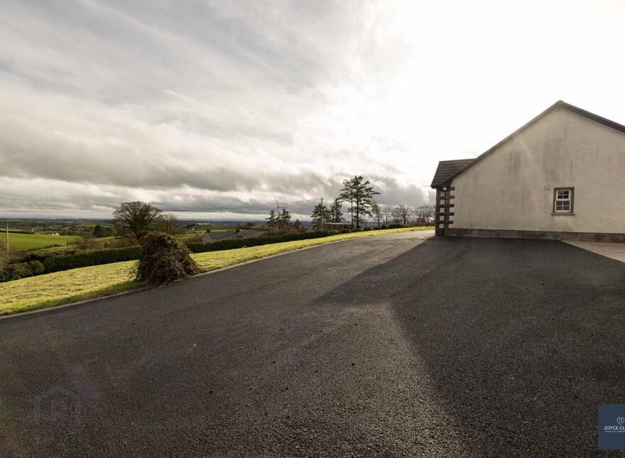 18 Corlea Road, Dungannon, BT70 2PG