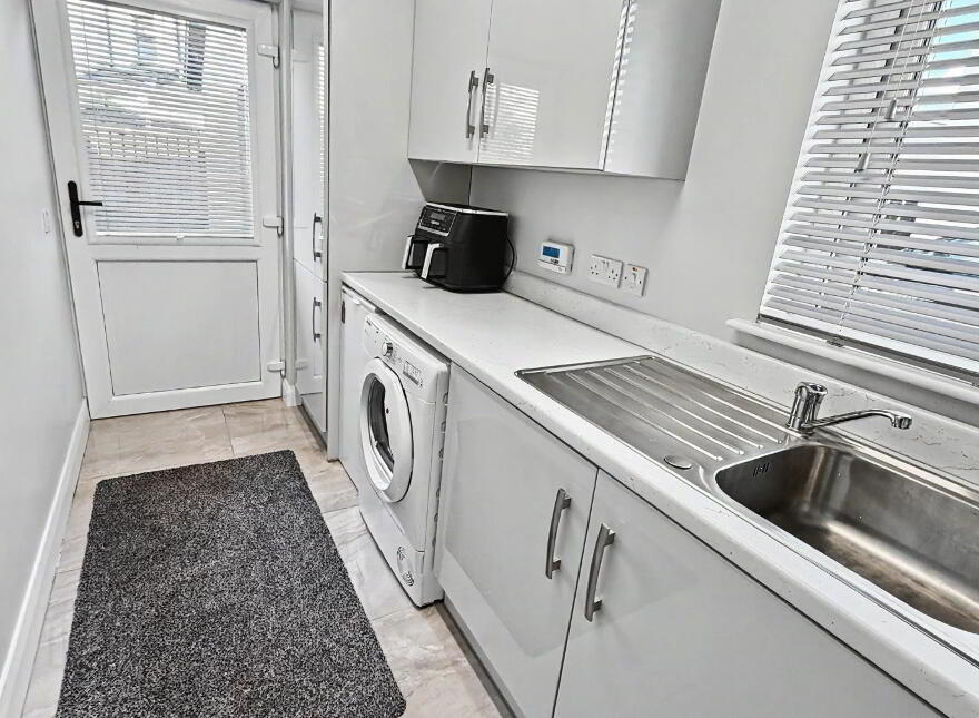 91 Thornhill Park, Derry/Londonderry, BT48 8QS