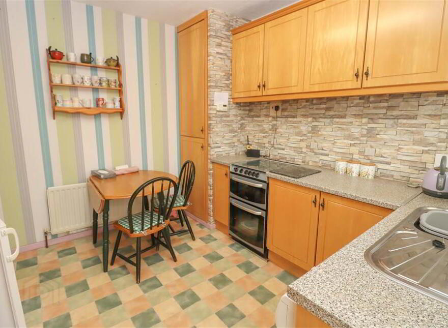 8 Canberra Gardens, Dundonald, Belfast, BT16 1JY