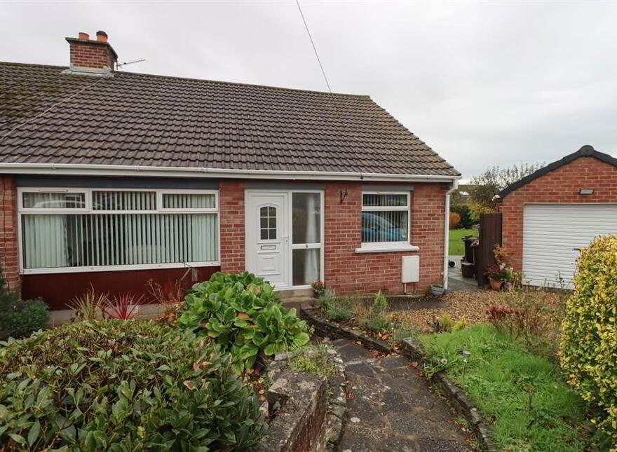8 Canberra Gardens, Dundonald, Belfast, BT16 1JY