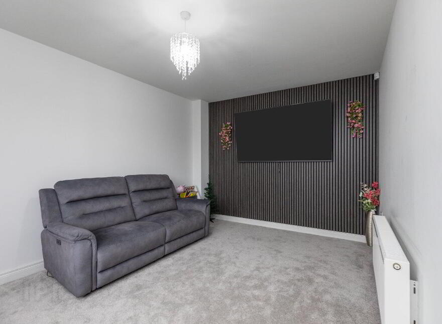 6 Mealough Gardens, Carryduff, Belfast, BT8 8SN