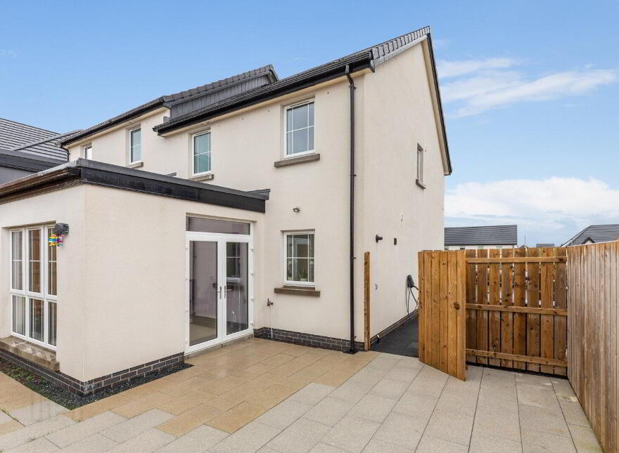 6 Mealough Gardens, Carryduff, Belfast, BT8 8SN