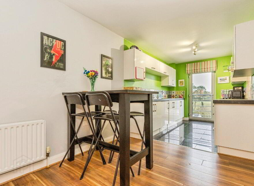 27 Woodbrook Green, Lisburn, BT28 2ZJ