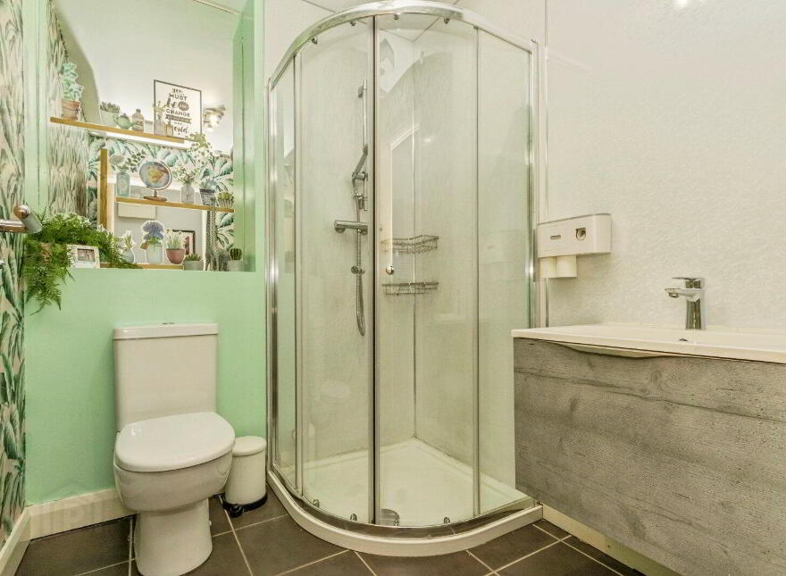 27 Woodbrook Green, Lisburn, BT28 2ZJ