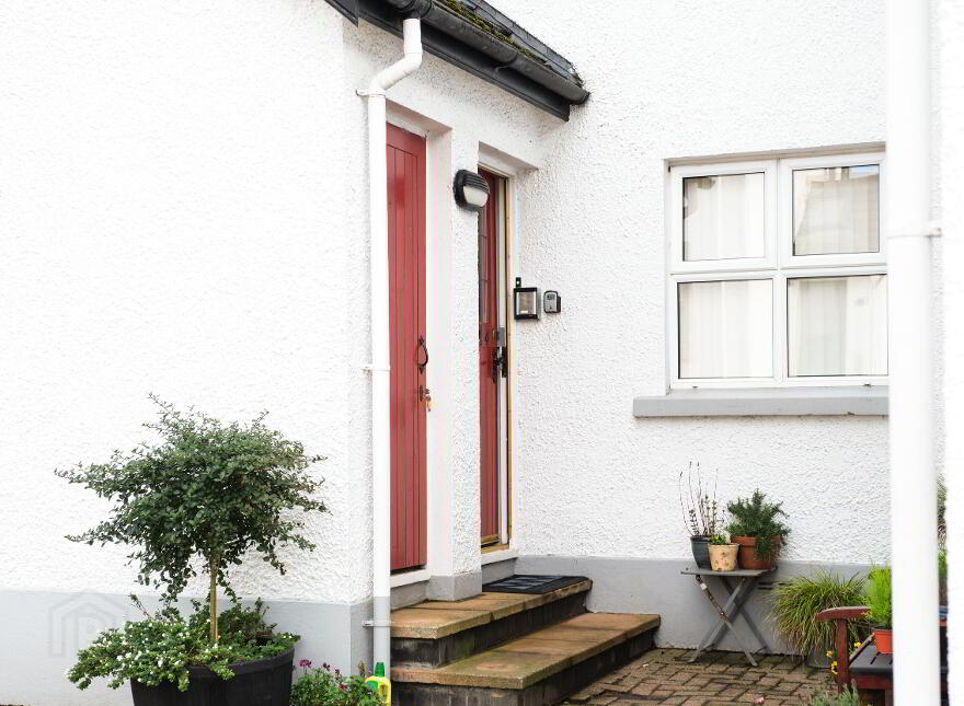 4 Bushford, Bushmills, BT57 8AQ