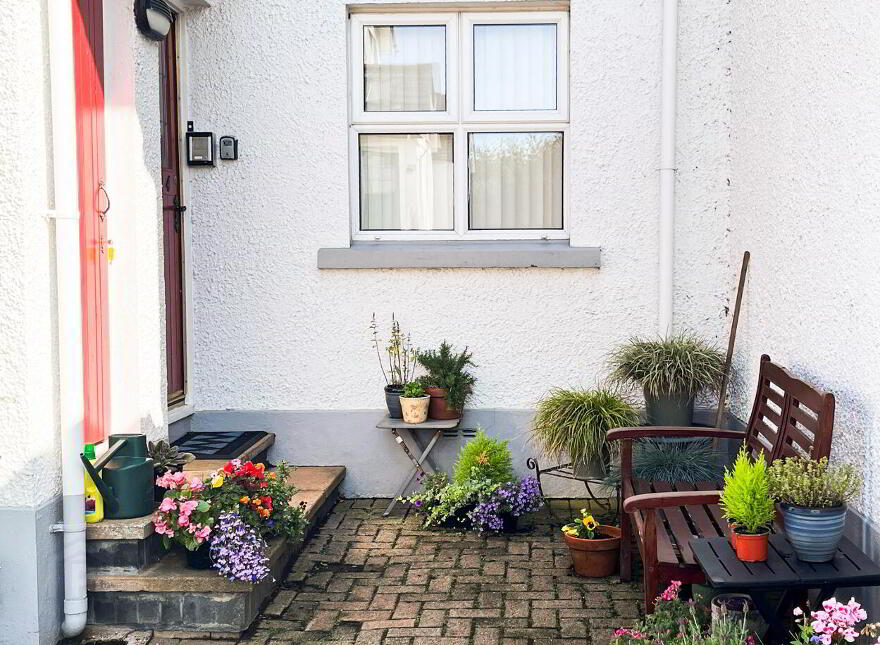 4 Bushford, Bushmills, BT57 8AQ