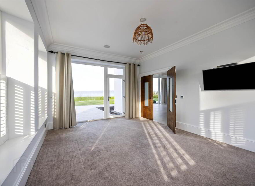 38 Ballymenoch Road, Holywood, BT18 0HN