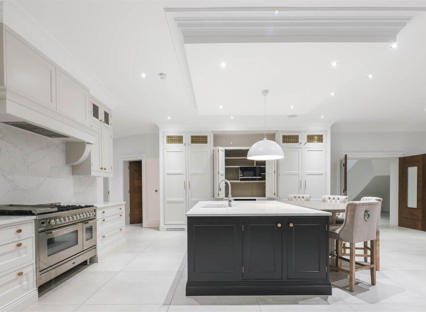 38 Ballymenoch Road, Holywood, BT18 0HN