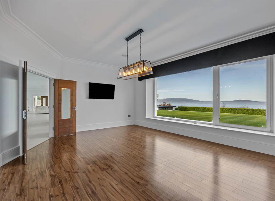 38 Ballymenoch Road, Holywood, BT18 0HN