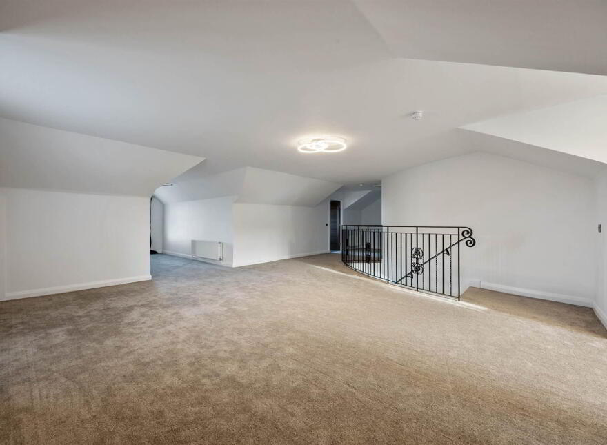 38 Ballymenoch Road, Holywood, BT18 0HN