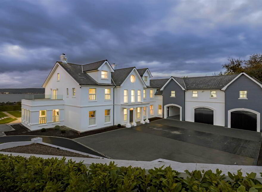38 Ballymenoch Road, Holywood, BT18 0HN