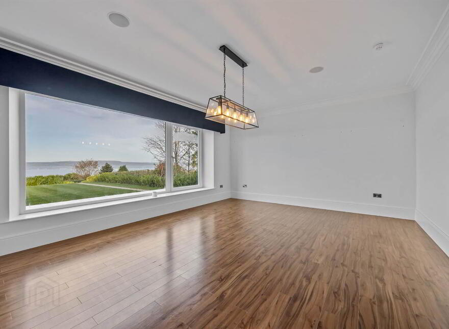 38 Ballymenoch Road, Holywood, BT18 0HN