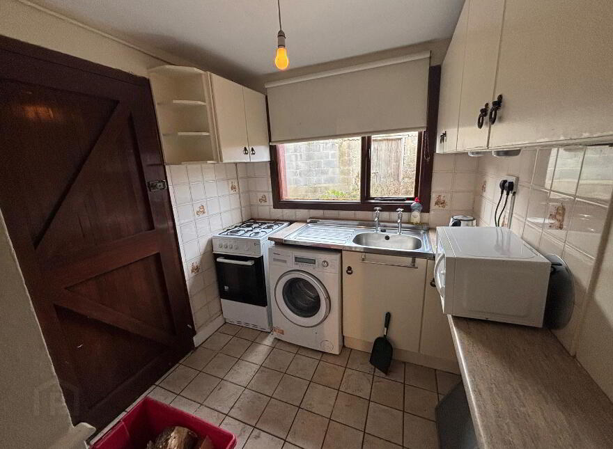 8 Water Street, Donegal Town, F94N9P7