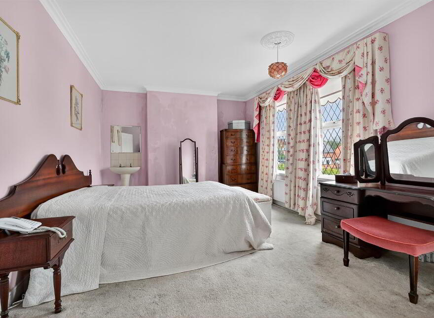12 Finaghy Park Central, Belfast, BT10 0HP