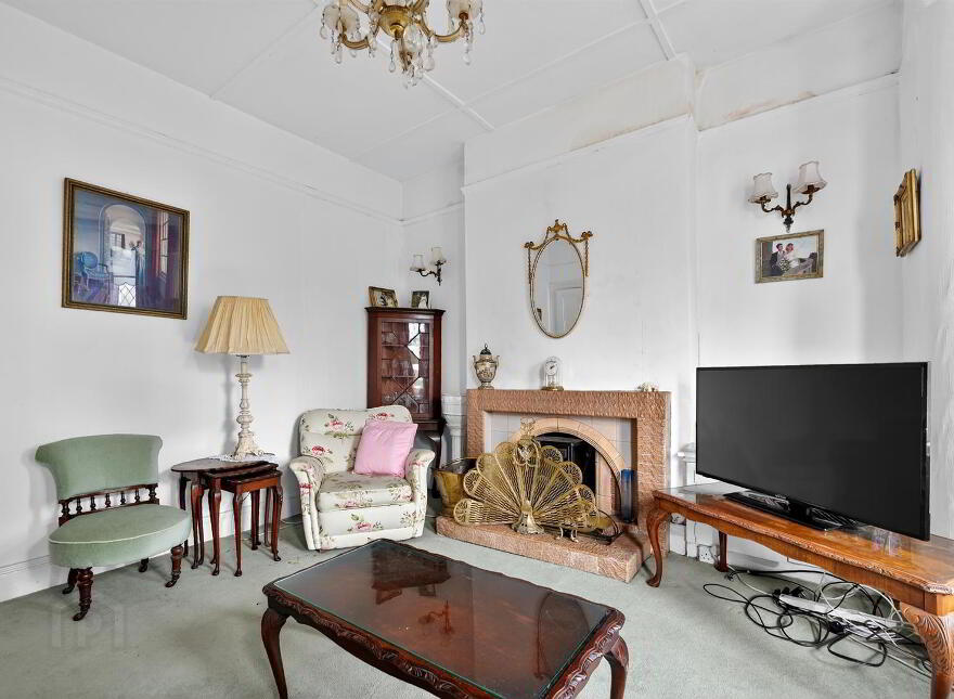 12 Finaghy Park Central, Belfast, BT10 0HP