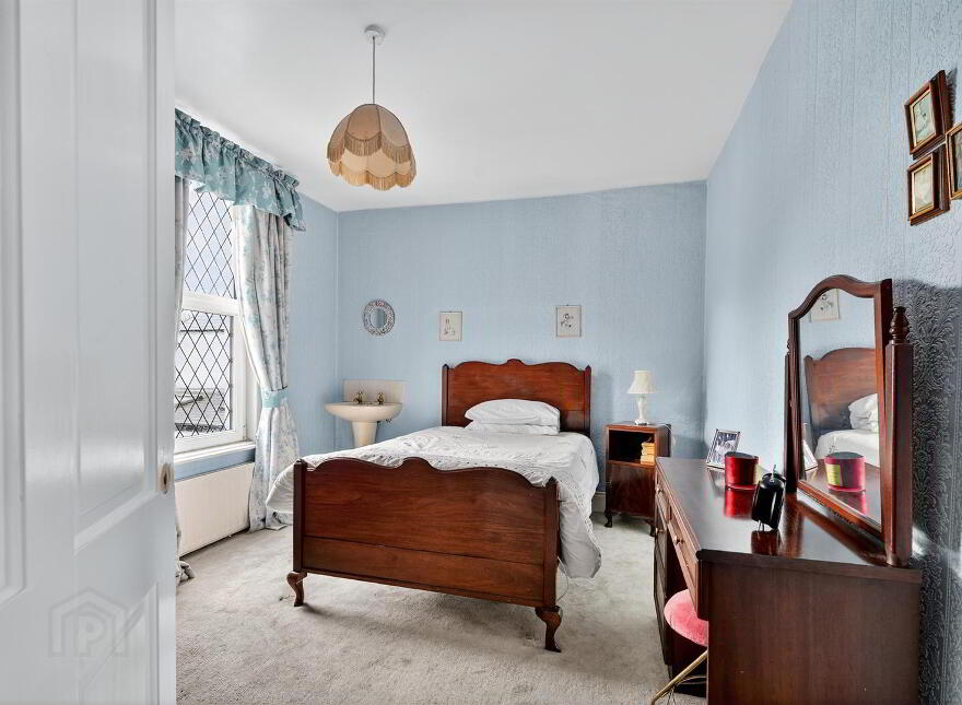 12 Finaghy Park Central, Belfast, BT10 0HP