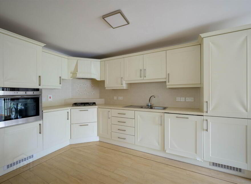 Apt 2 The Manor House, 14 Berkeley Hall Court, Lisburn, BT27 5QX