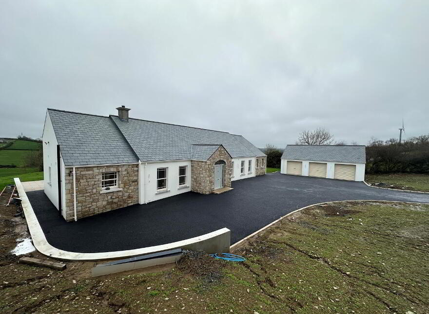 5 Knockgorm Road, Banbridge, BT32 5QE