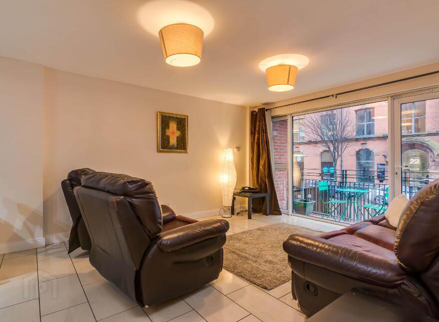 110 Margarita Plaza, Belfast, BT2 8FF photo 3