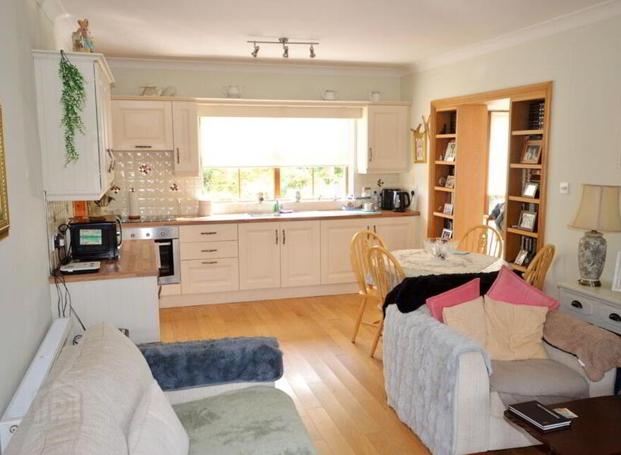 Loughcrillan Road, Loughcrillan, Glenties, F94YY36