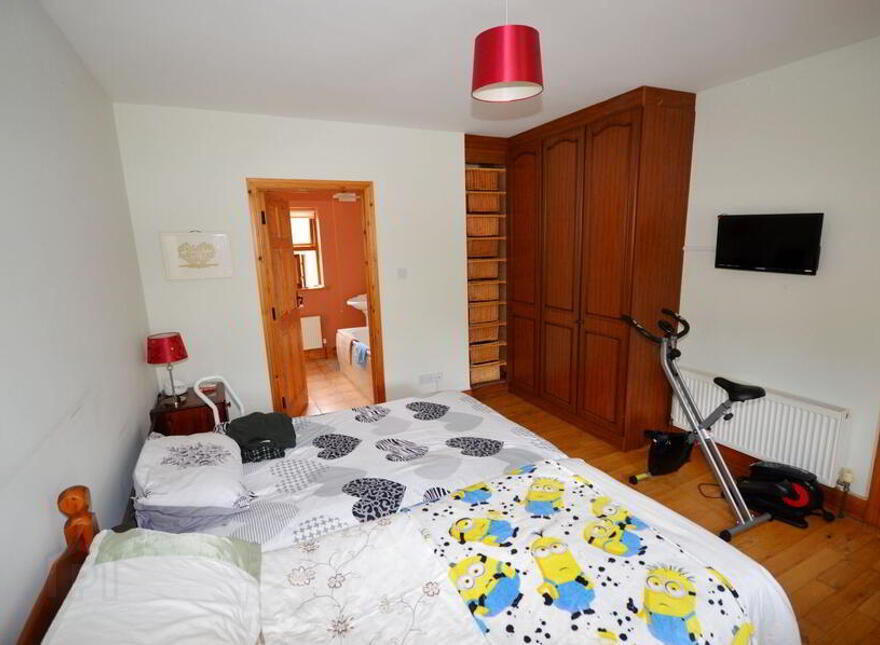 Loughcrillan Road, Loughcrillan, Glenties, F94YY36