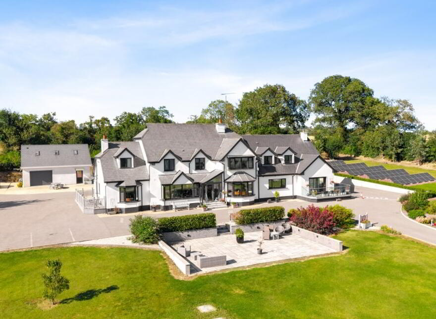 Railway House, Arklow Road, Gorey, Y25E6H3