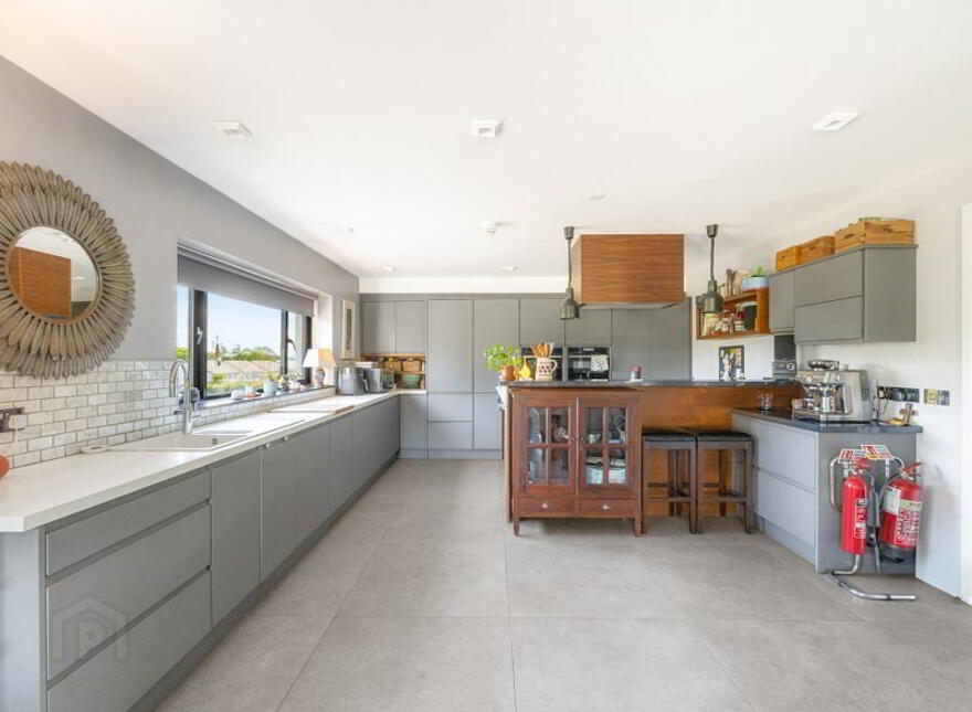 Railway House, Arklow Road, Gorey, Y25E6H3