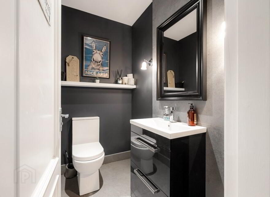 Railway House, Arklow Road, Gorey, Y25E6H3