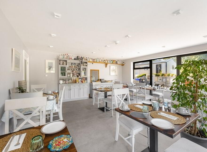Railway House, Arklow Road, Gorey, Y25E6H3