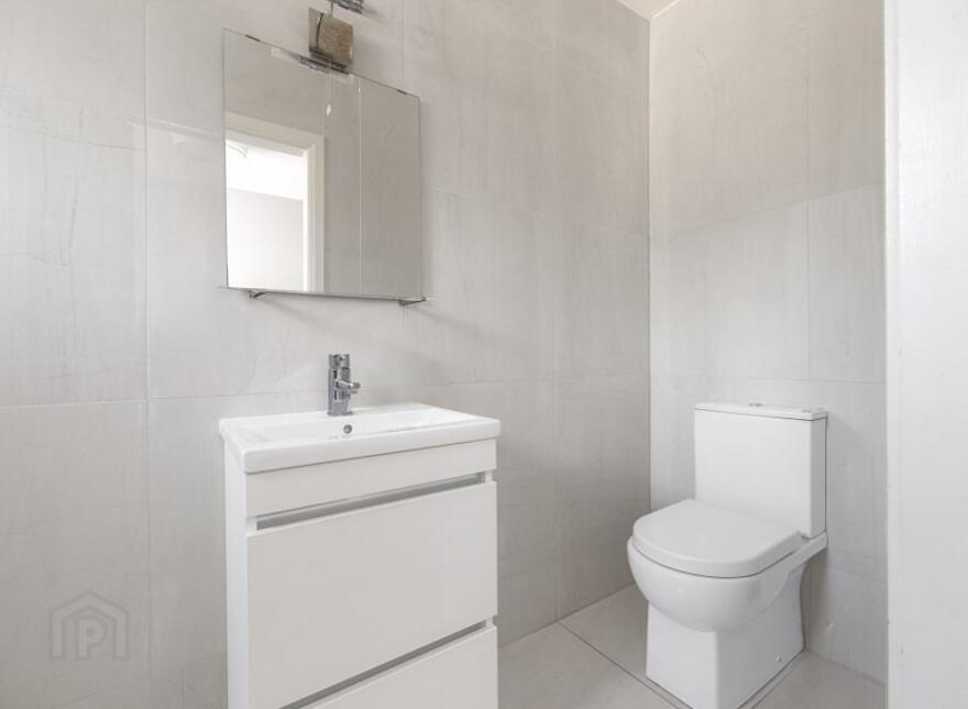 Railway House, Arklow Road, Gorey, Y25E6H3