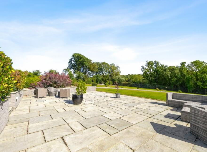 Railway House, Arklow Road, Gorey, Y25E6H3