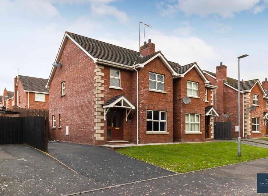 42 Moss View, Waringstown, BT66 7LL
