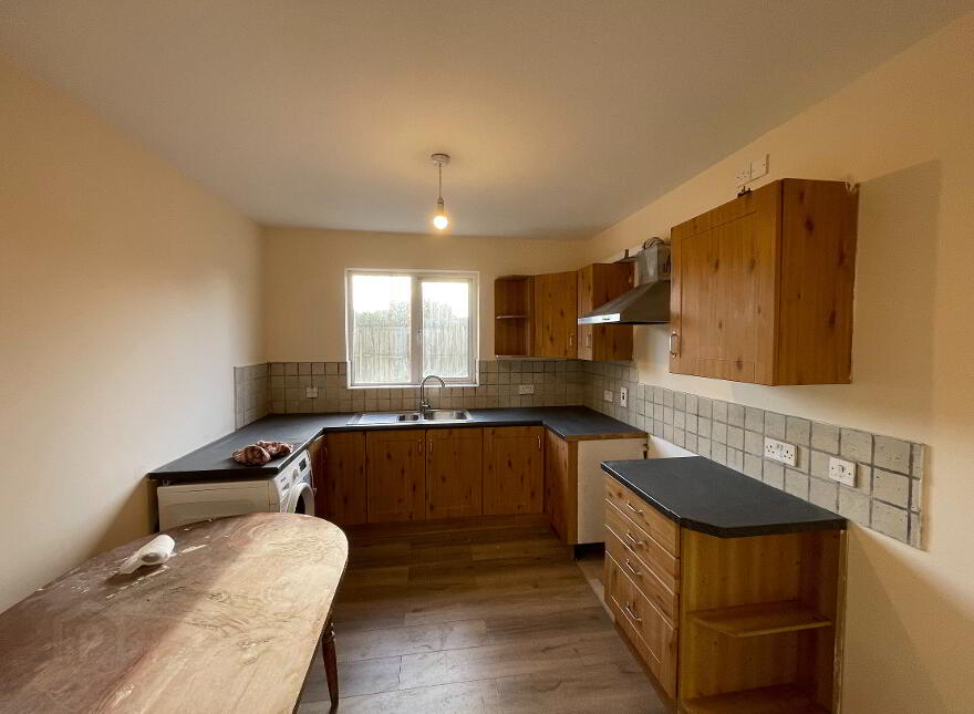 31 Castletown Sqaure, Fintona, BT78 2FB