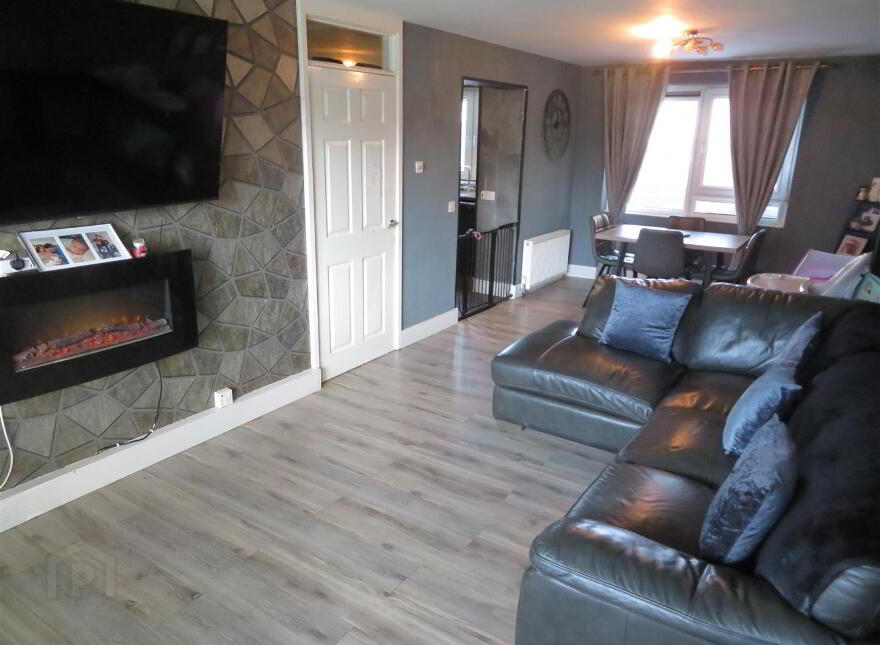 8 Shaerf Drive, Lurgan, BT66 8DD