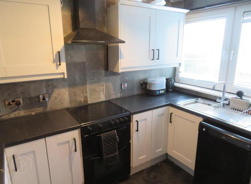 8 Shaerf Drive, Lurgan, BT66 8DD