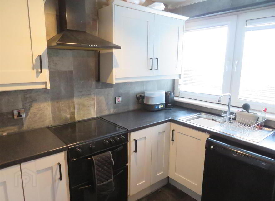 8 Shaerf Drive, Lurgan, BT66 8DD