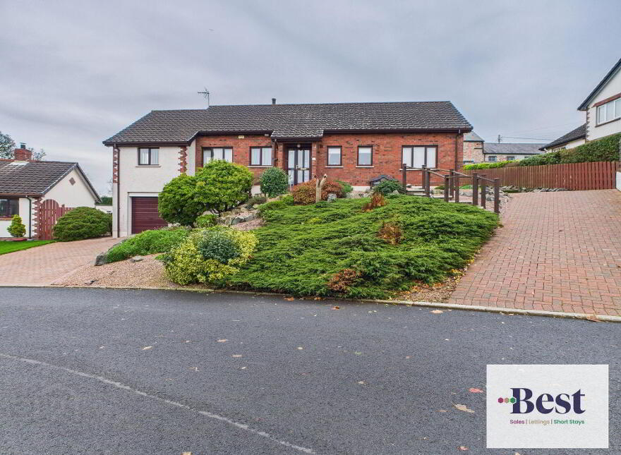 4 Inver Heights, Larne, BT40 3AR