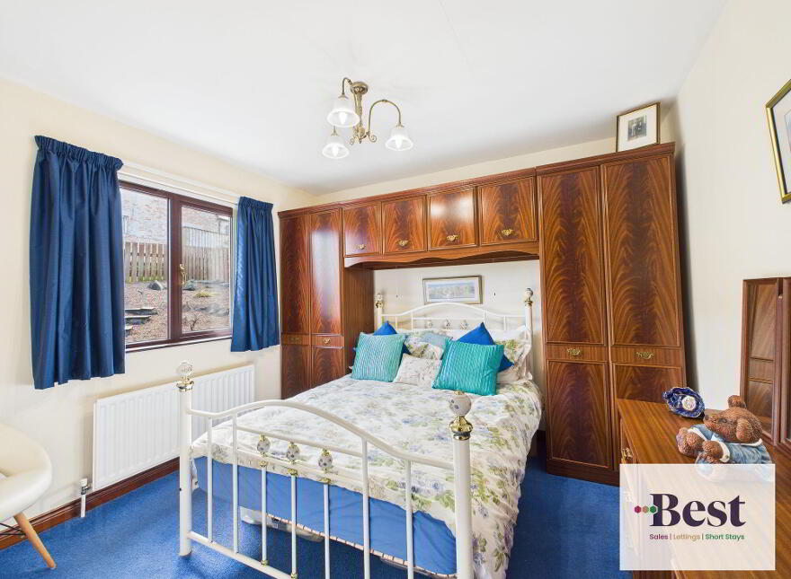 4 Inver Heights, Larne, BT40 3AR