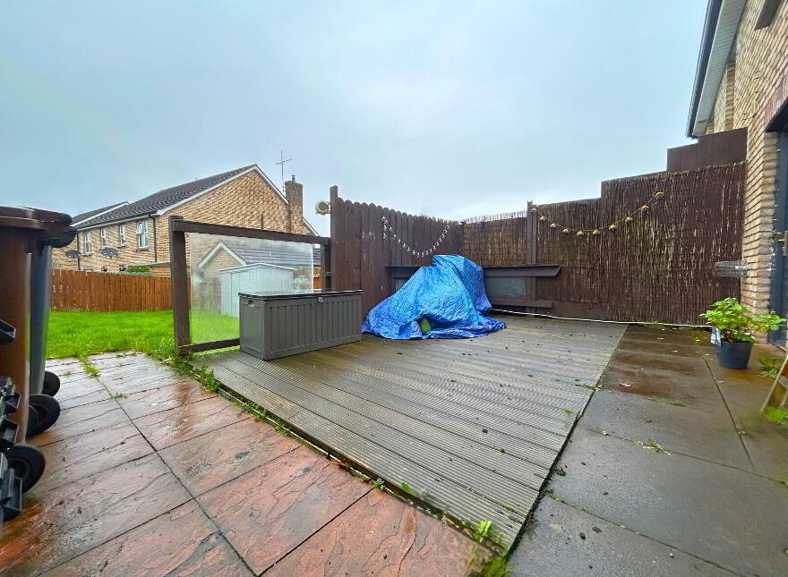 47 Rossdale, Ballymena, BT42 2SA