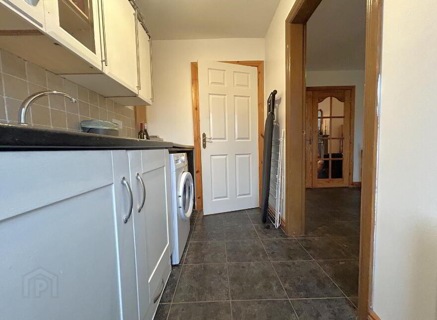 47 Rossdale, Ballymena, BT42 2SA