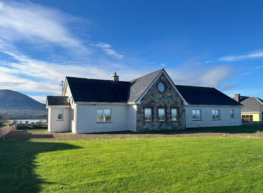 Errew, Castlehill, Castlehill, F26H6P7