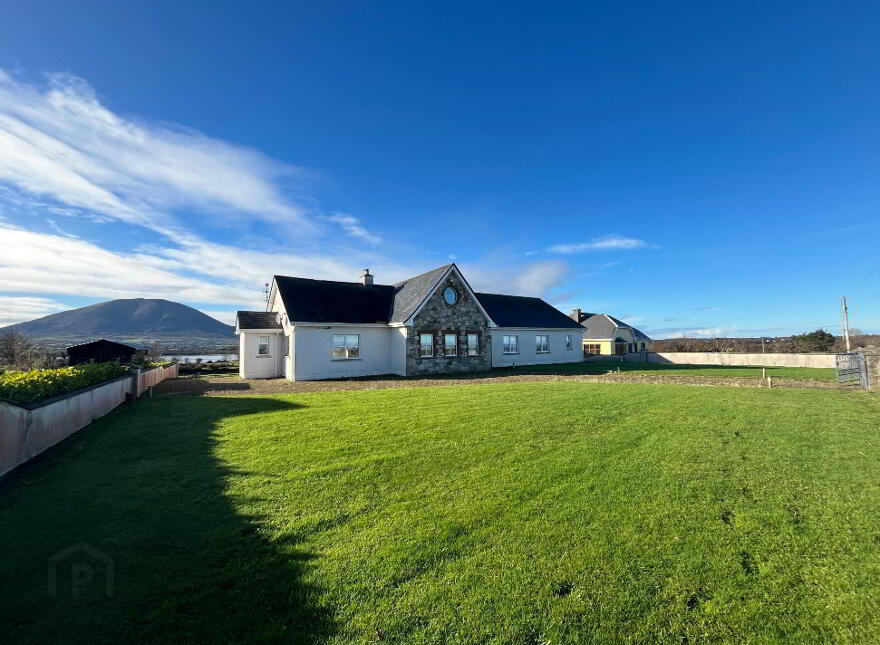 Errew, Castlehill, Castlehill, F26H6P7