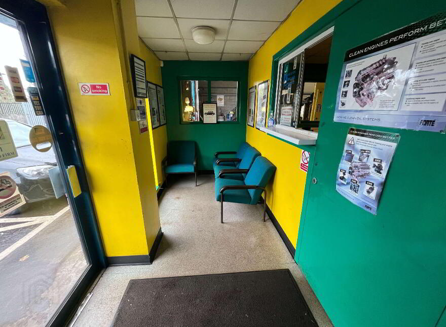442 Donegal Road, Belfast, BT12 6HS